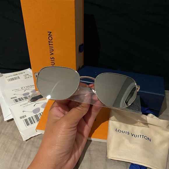 lv catch round sunglasses